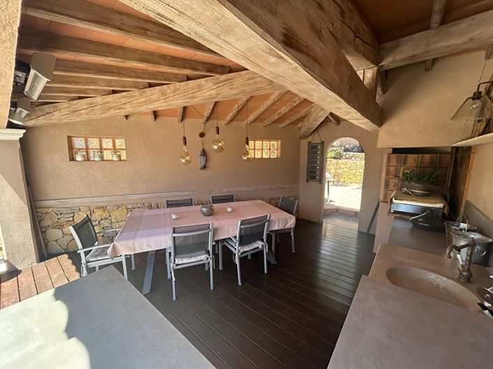Image No.9-4 Bed House for sale