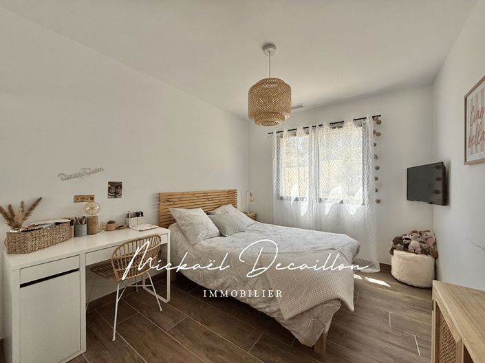 Image No.13-3 Bed House for sale