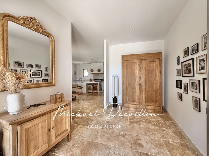 Image No.2-3 Bed House for sale