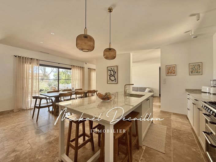 Image No.6-3 Bed House for sale