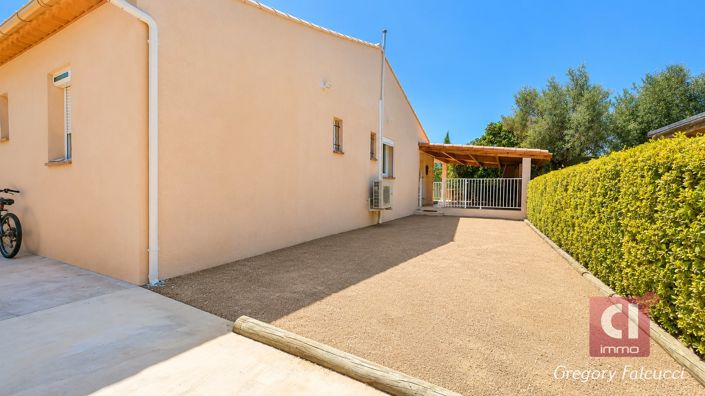 Image No.5-4 Bed House for sale