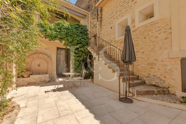 Image No.23-11 Bed House for sale
