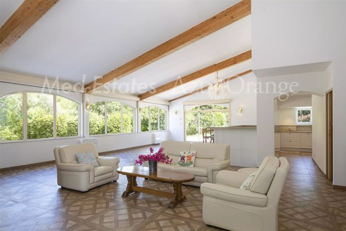 Image No.13-5 Bed House for sale