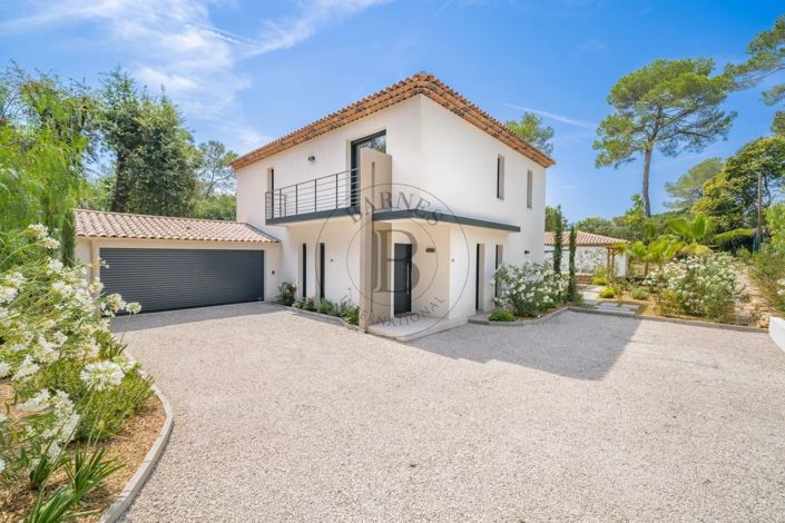 Image No.16-5 Bed House for sale
