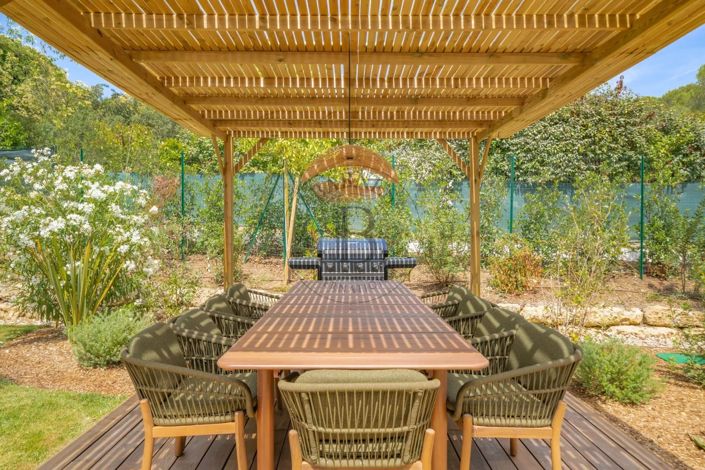 Image No.17-5 Bed House for sale