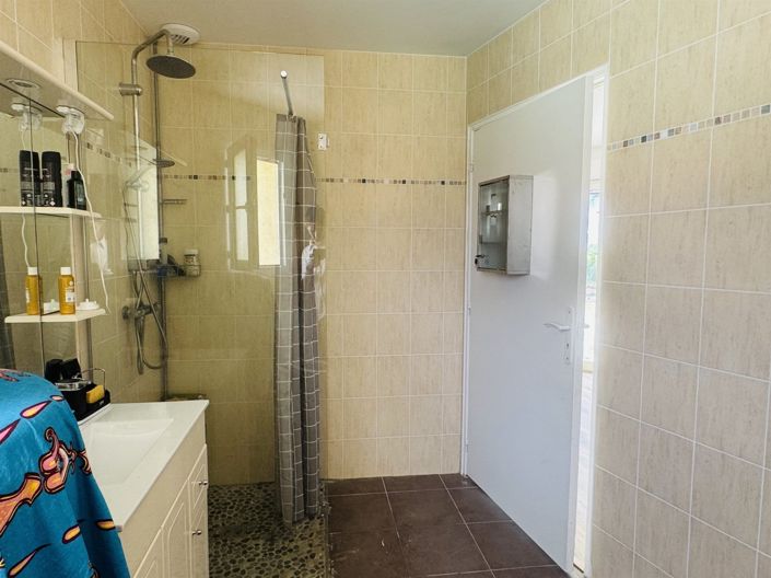 Image No.29-4 Bed House for sale