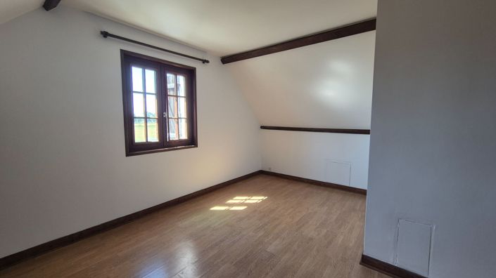 Image No.9-3 Bed House for sale