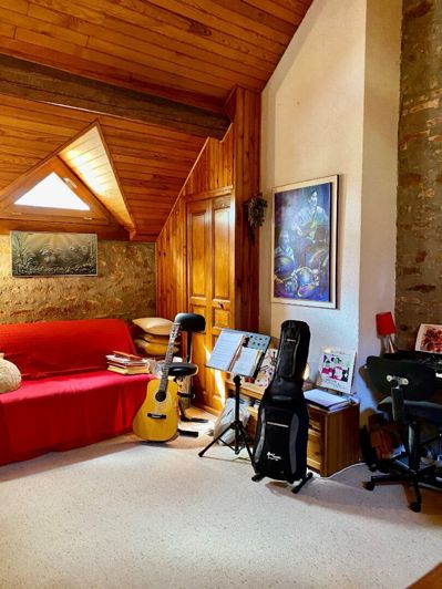Image No.16-2 Bed House for sale