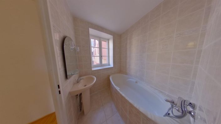 Image No.8-3 Bed Apartment for sale