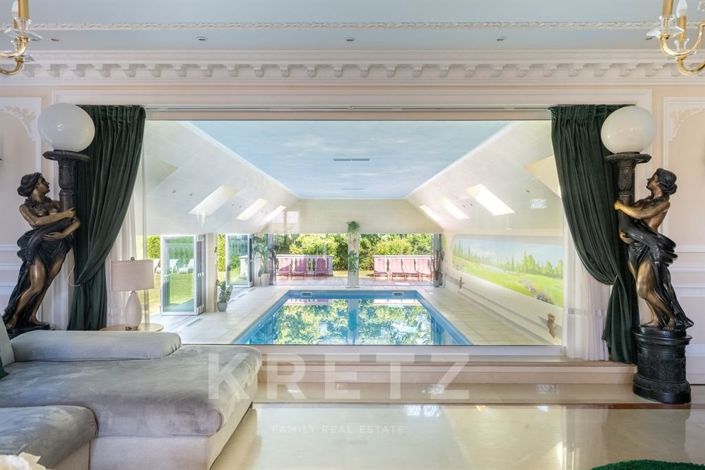 Image No.8-5 Bed House for sale