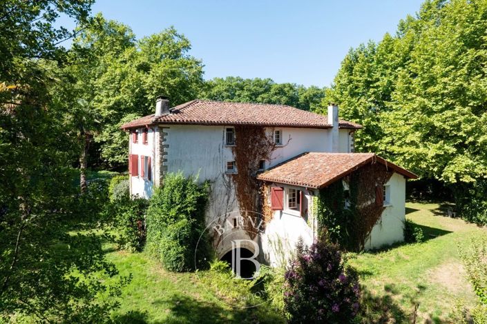 Image No.16-5 Bed House for sale