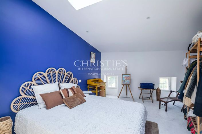 Image No.23-5 Bed House for sale