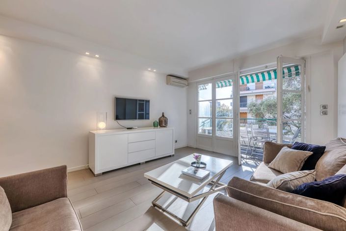 Image No.10-1 Bed Apartment for sale