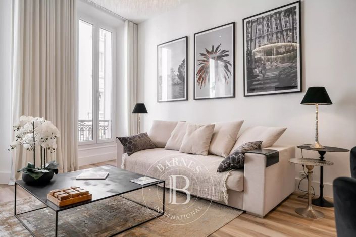 Image No.10-3 Bed Apartment for sale