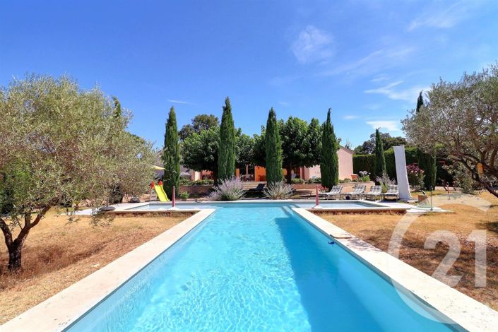 Image No.21-3 Bed House for sale
