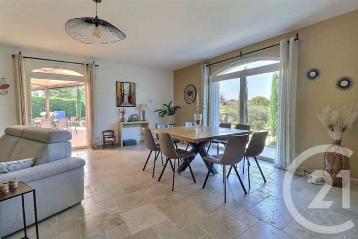 Image No.4-3 Bed House for sale
