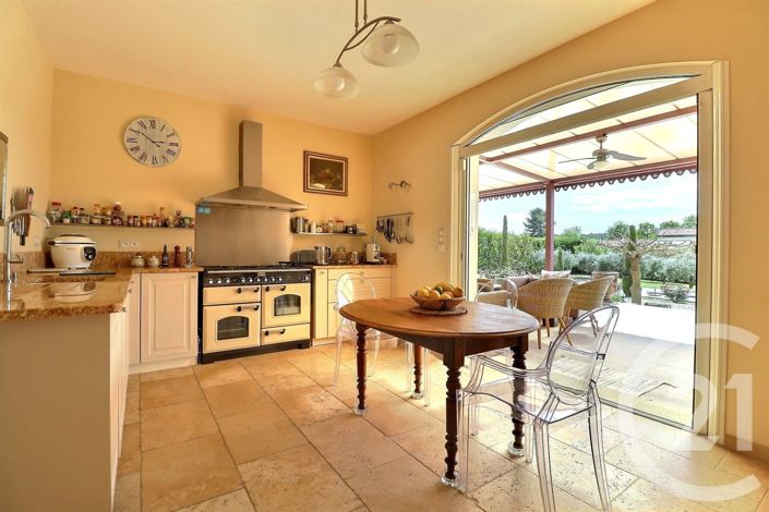 Image No.7-3 Bed House for sale