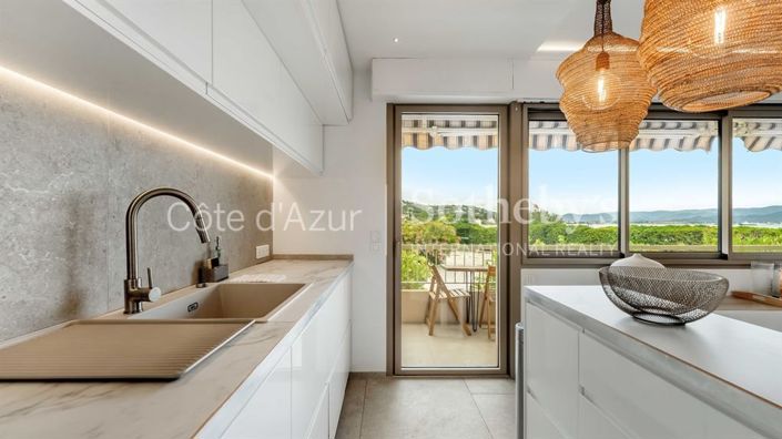 Image No.10-3 Bed Apartment for sale