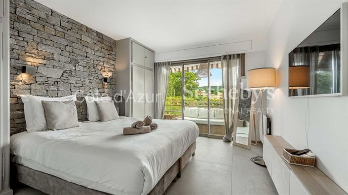 Image No.13-3 Bed Apartment for sale