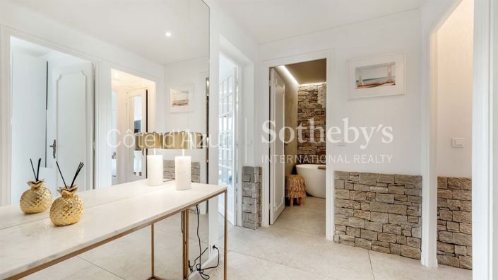 Image No.16-3 Bed Apartment for sale