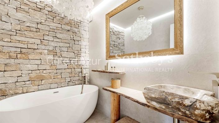 Image No.17-3 Bed Apartment for sale