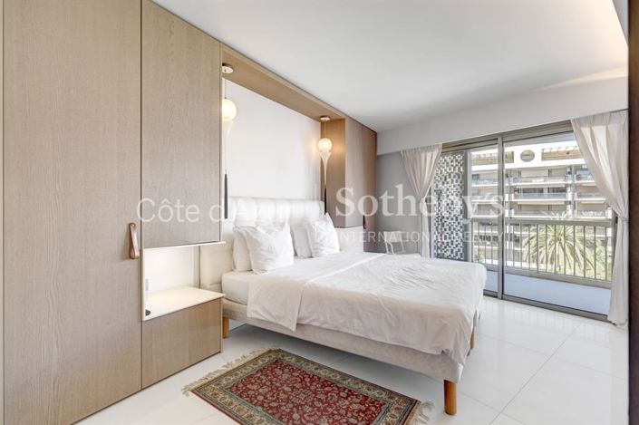 Image No.11-3 Bed Apartment for sale