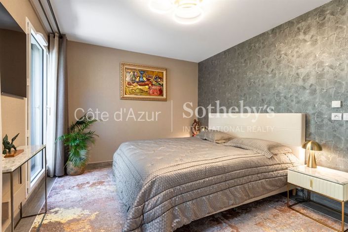 Image No.10-3 Bed Apartment for sale