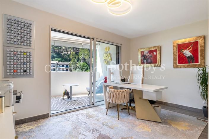 Image No.11-3 Bed Apartment for sale