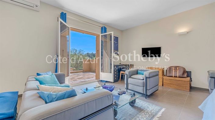 Image No.14-5 Bed House for sale