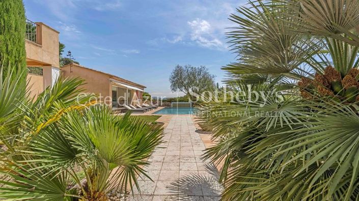 Image No.20-5 Bed House for sale