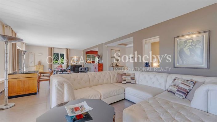 Image No.7-5 Bed House for sale