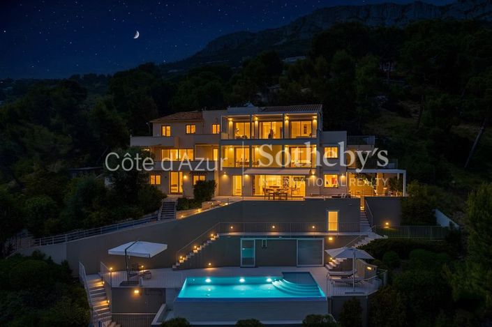 Image No.16-4 Bed House for sale