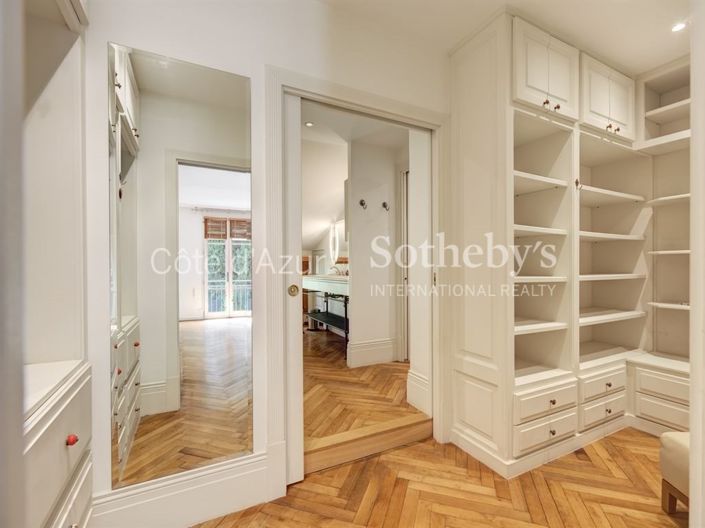 Image No.10-4 Bed House for sale