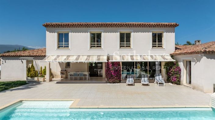 Image No.2-5 Bed House for sale