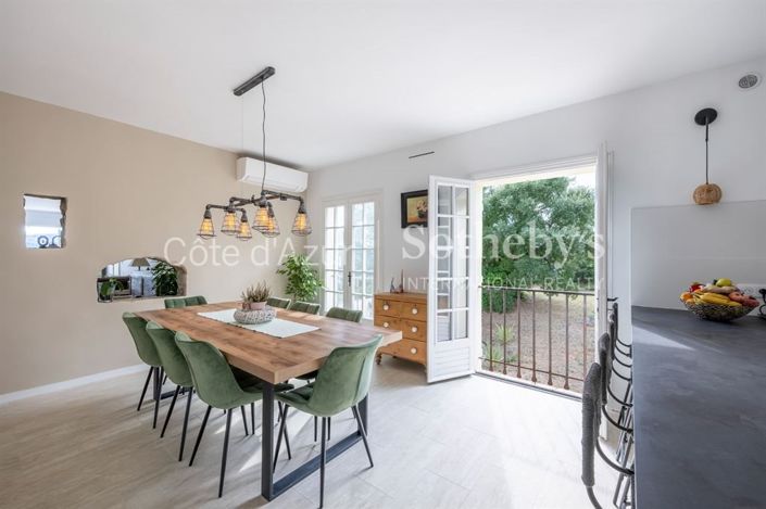 Image No.18-7 Bed House for sale