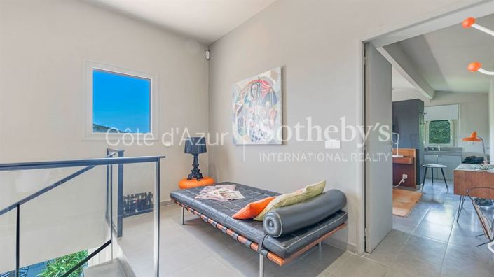 Image No.17-5 Bed House for sale