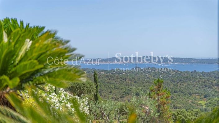Image No.7-5 Bed House for sale