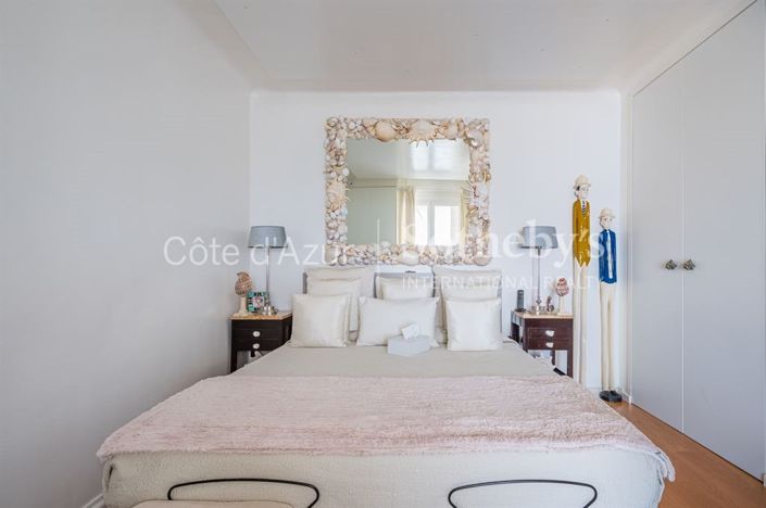 Image No.12-4 Bed House for sale