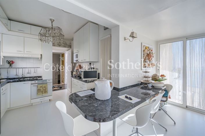 Image No.16-4 Bed House for sale
