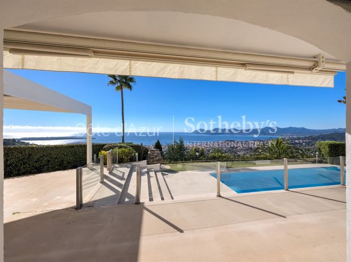 Image No.5-5 Bed House for sale