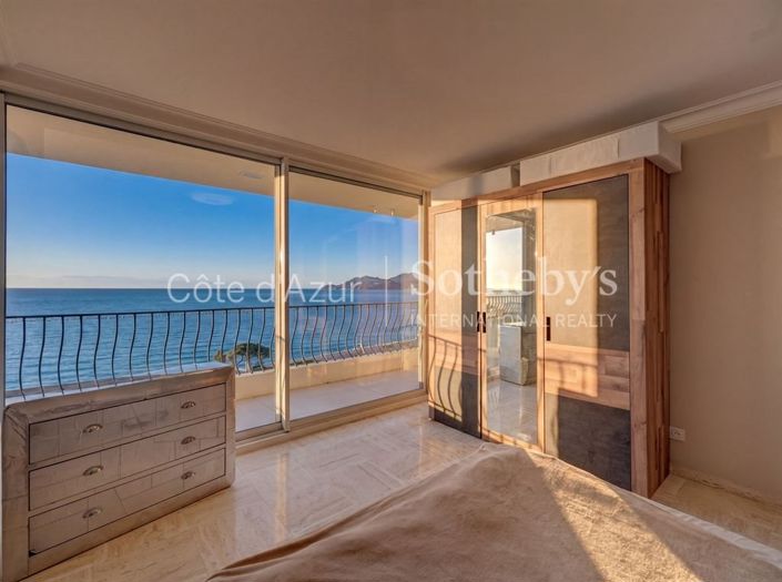 Image No.9-3 Bed Apartment for sale