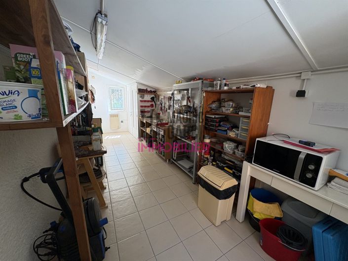 Image No.20-3 Bed House for sale