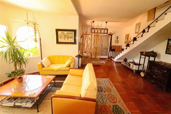 Image No.17-4 Bed House for sale