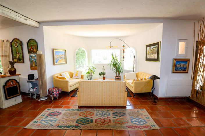 Image No.22-4 Bed House for sale