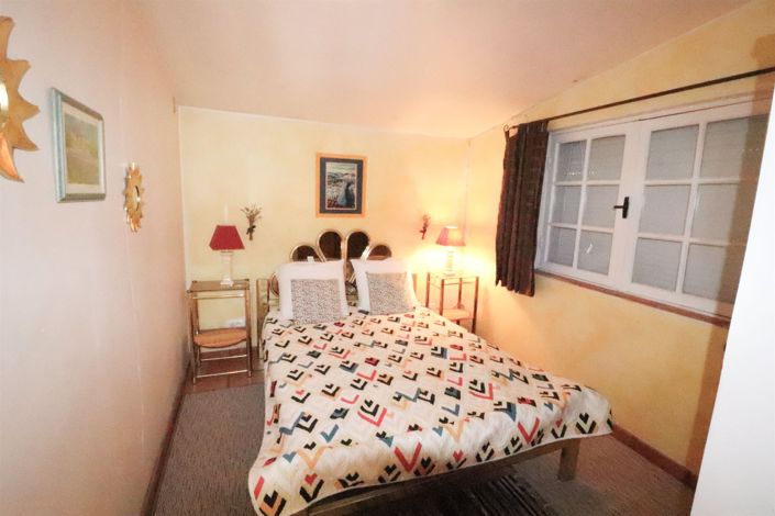 Image No.38-4 Bed House for sale