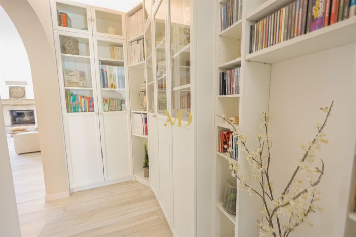 Image No.27-7 Bed House for sale