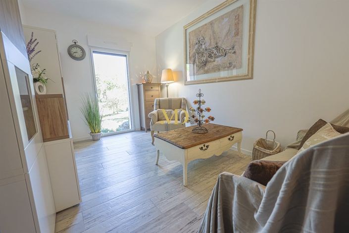 Image No.33-7 Bed House for sale