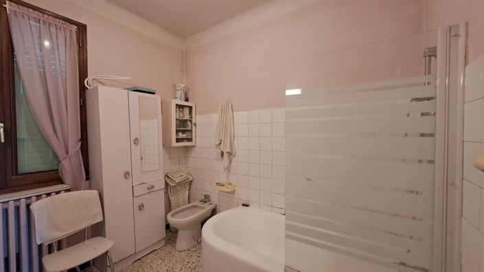 Image No.16-3 Bed House for sale
