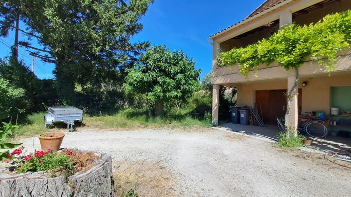 Image No.19-3 Bed House for sale