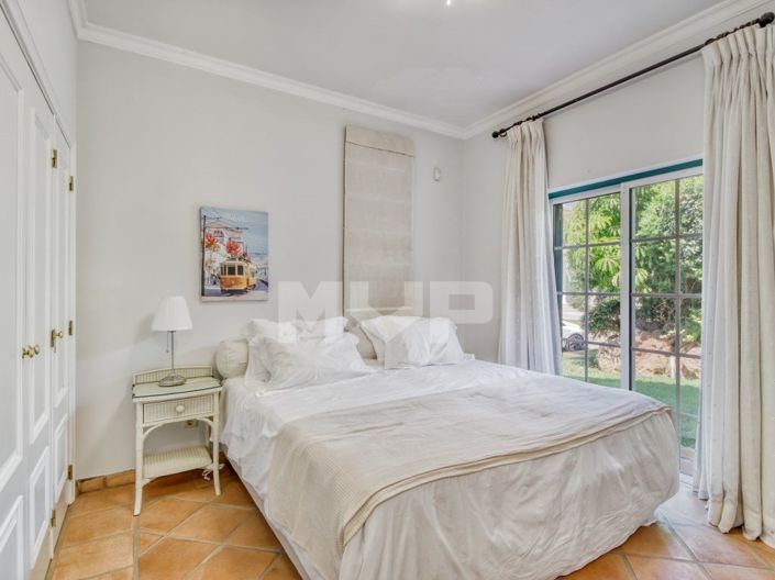 Image No.11-4 Bed House for sale
